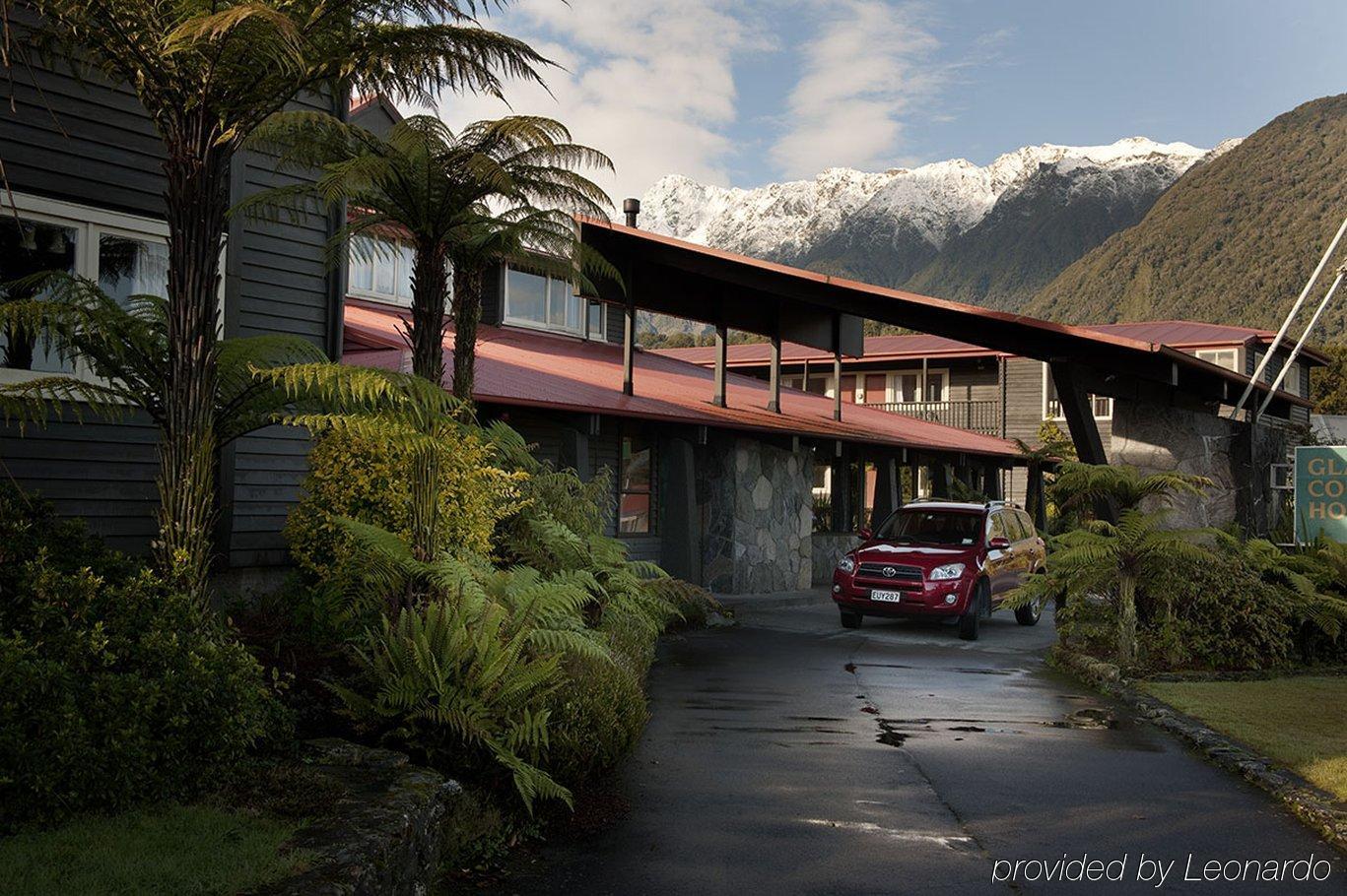 Heartland Hotel Fox Glacier Exteriör bild